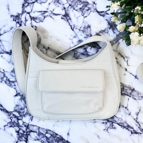 Fossil NWOT Pebbled Leather Shoulder Bag Satchel Bone Color Off White - Picture 2 of 15